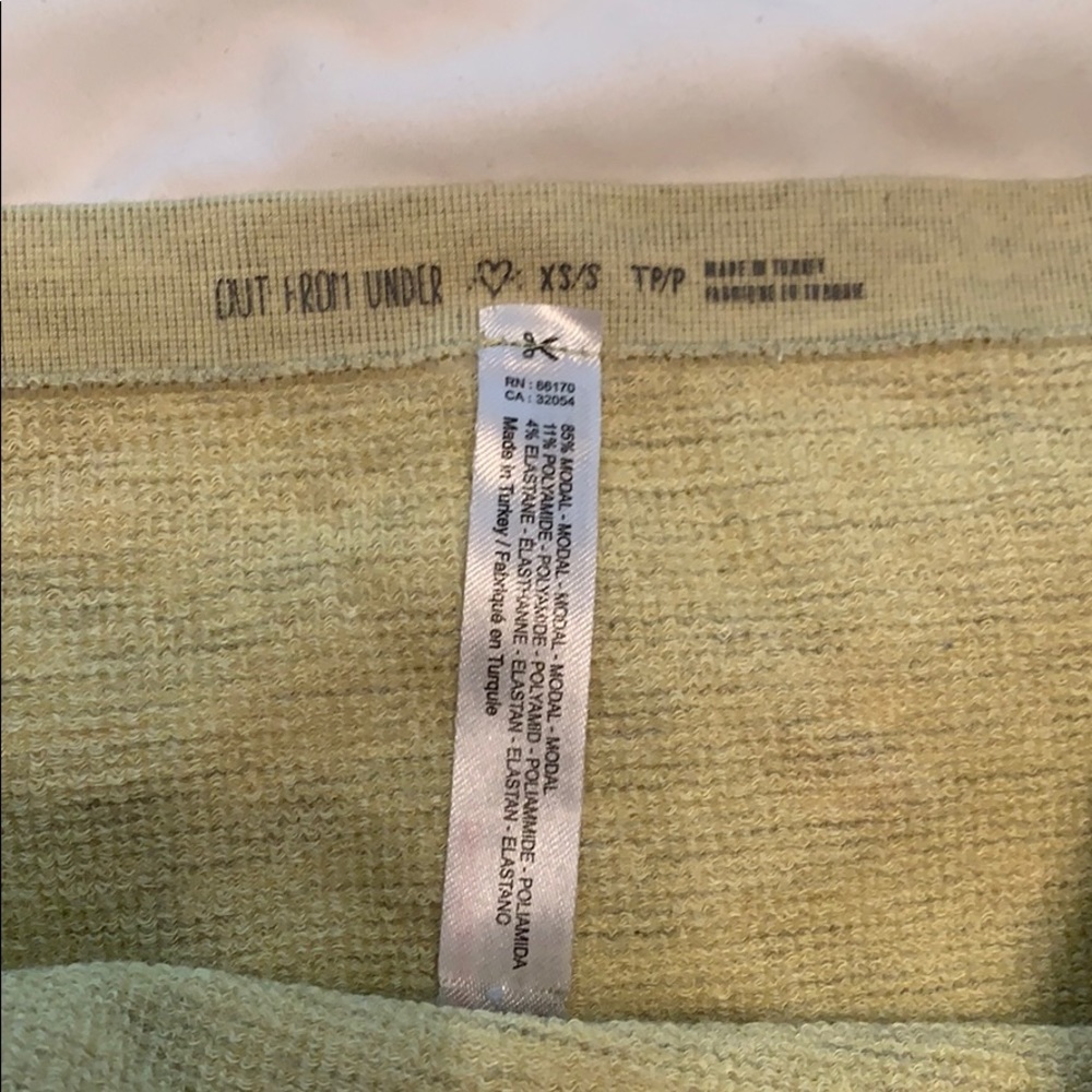 Crop top bundle - Picture 3 of 3